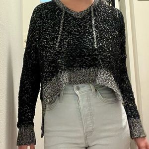 Woven Heart Cropped Sweater Hoody